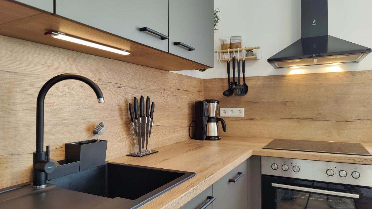 Hygge Home - Mit Garten Und Stellplatz Fuer Feriengaeste-, Monteure / Netflix / 10 Min. Zur Sinsheim Therme Und Zur Autobahn Exterior photo