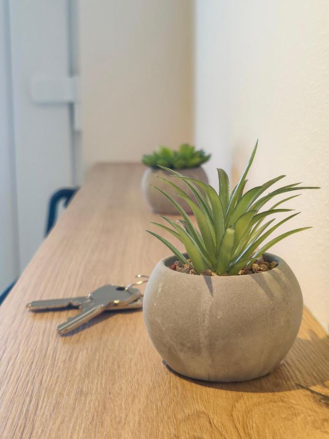 Hygge Home - Mit Garten Und Stellplatz Fuer Feriengaeste-, Monteure / Netflix / 10 Min. Zur Sinsheim Therme Und Zur Autobahn Exterior photo