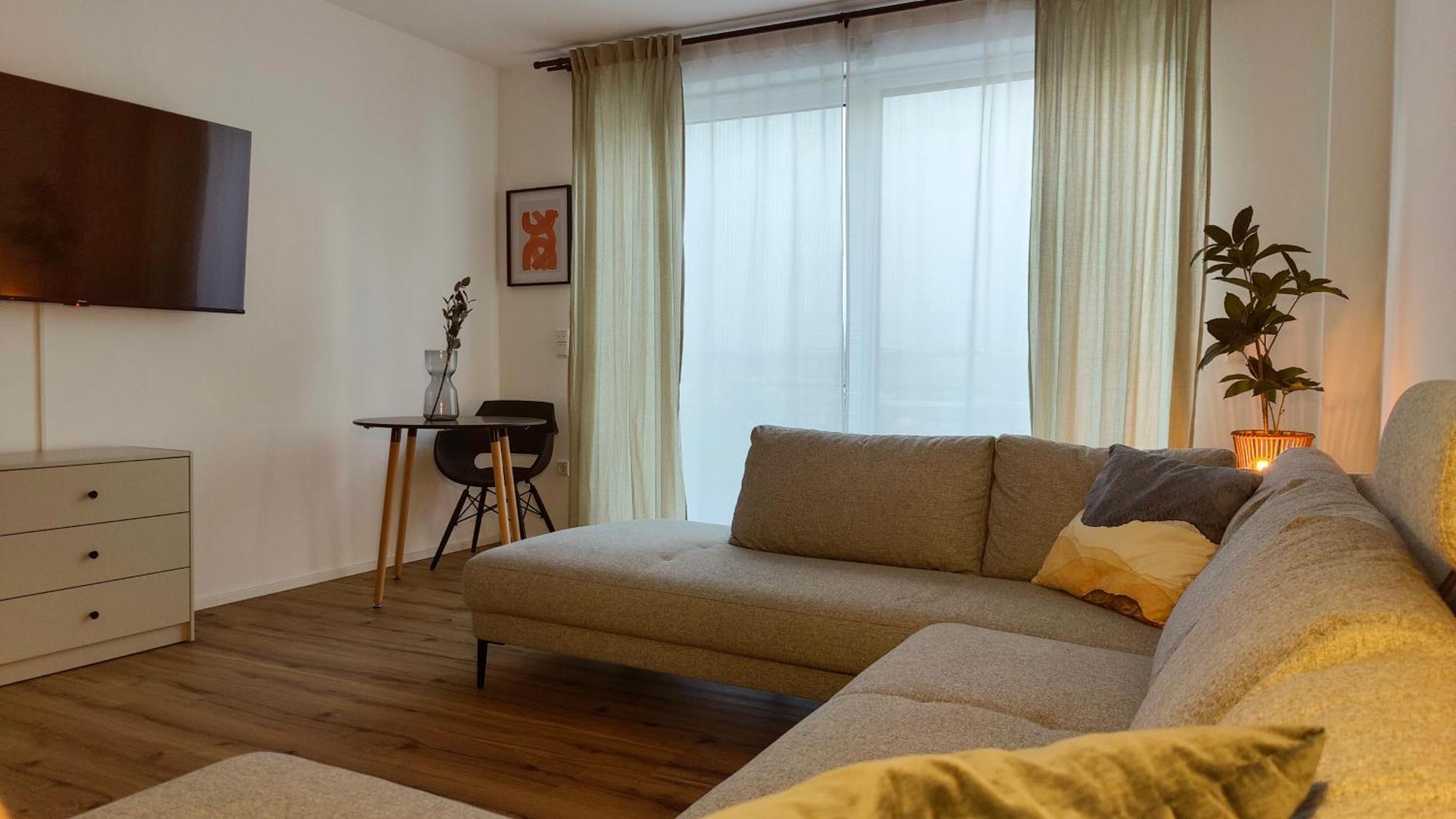 Hygge Home - Mit Garten Und Stellplatz Fuer Feriengaeste-, Monteure / Netflix / 10 Min. Zur Sinsheim Therme Und Zur Autobahn Exterior photo